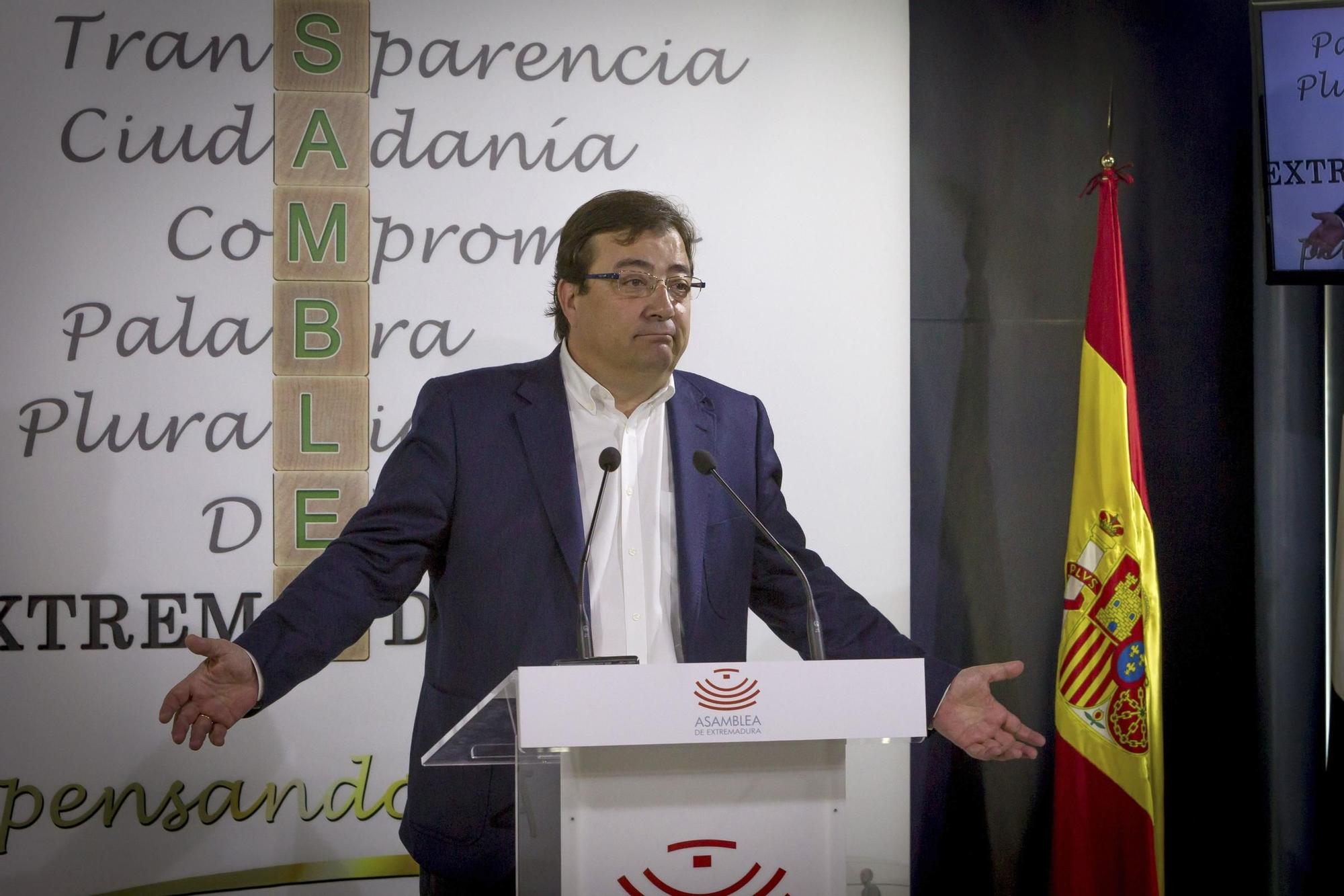 Guillermo Fernández Vara, 30 años al servicio de Extremadura