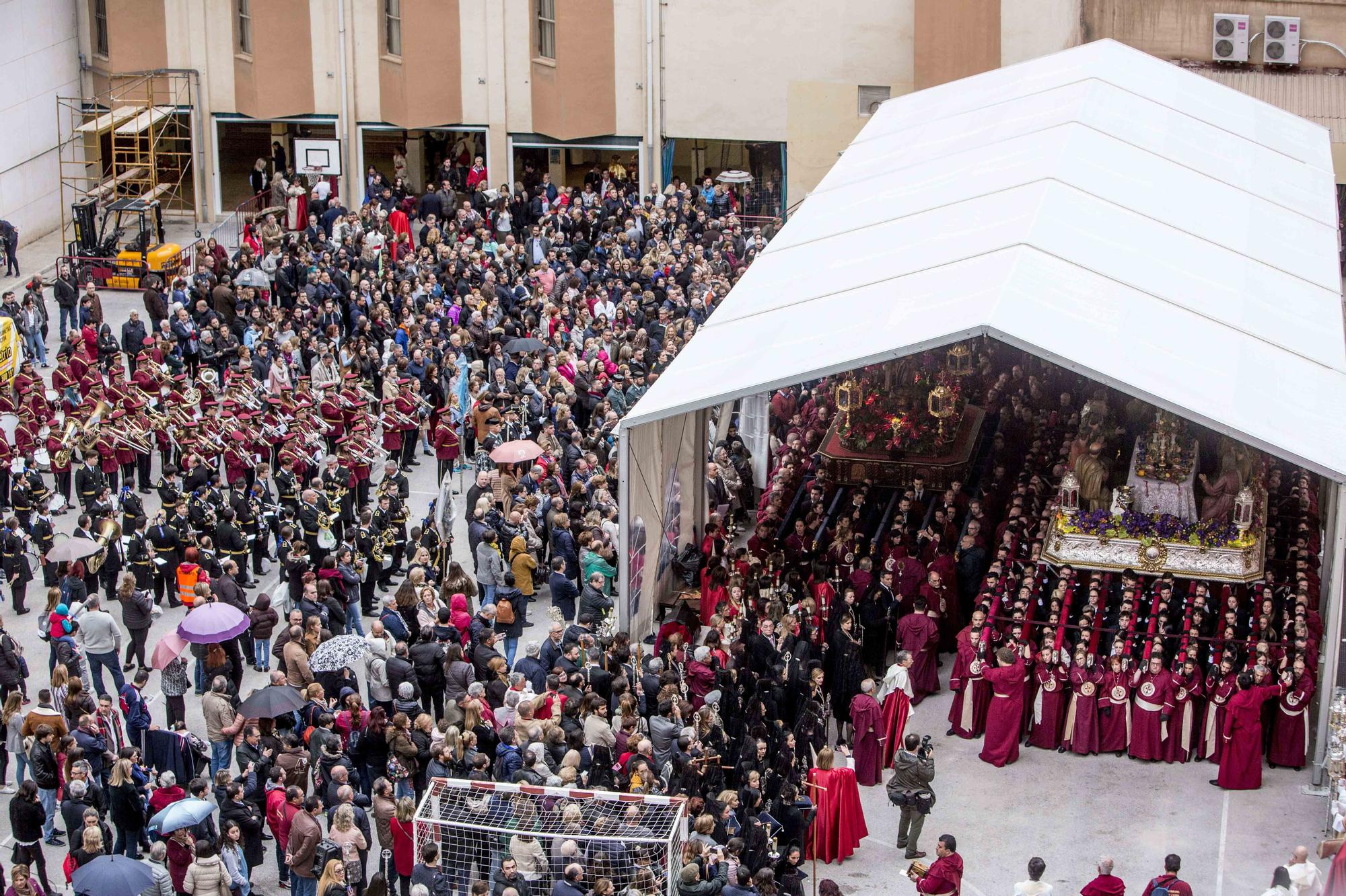 Imágenes de La Santa Cena de 2019, debido a la lluvia no pudieron procesionar.