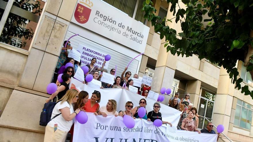 Pacientes murcianas exigen el fin de los abortos en la concertada