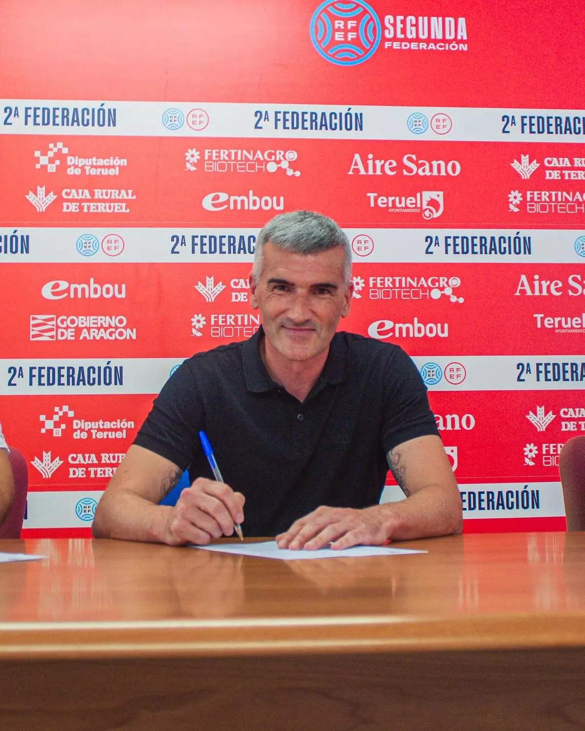 Vicente Parras, entrenador del CD Teruel: "Creo que vamos a dar muchas alegrías a la afición"