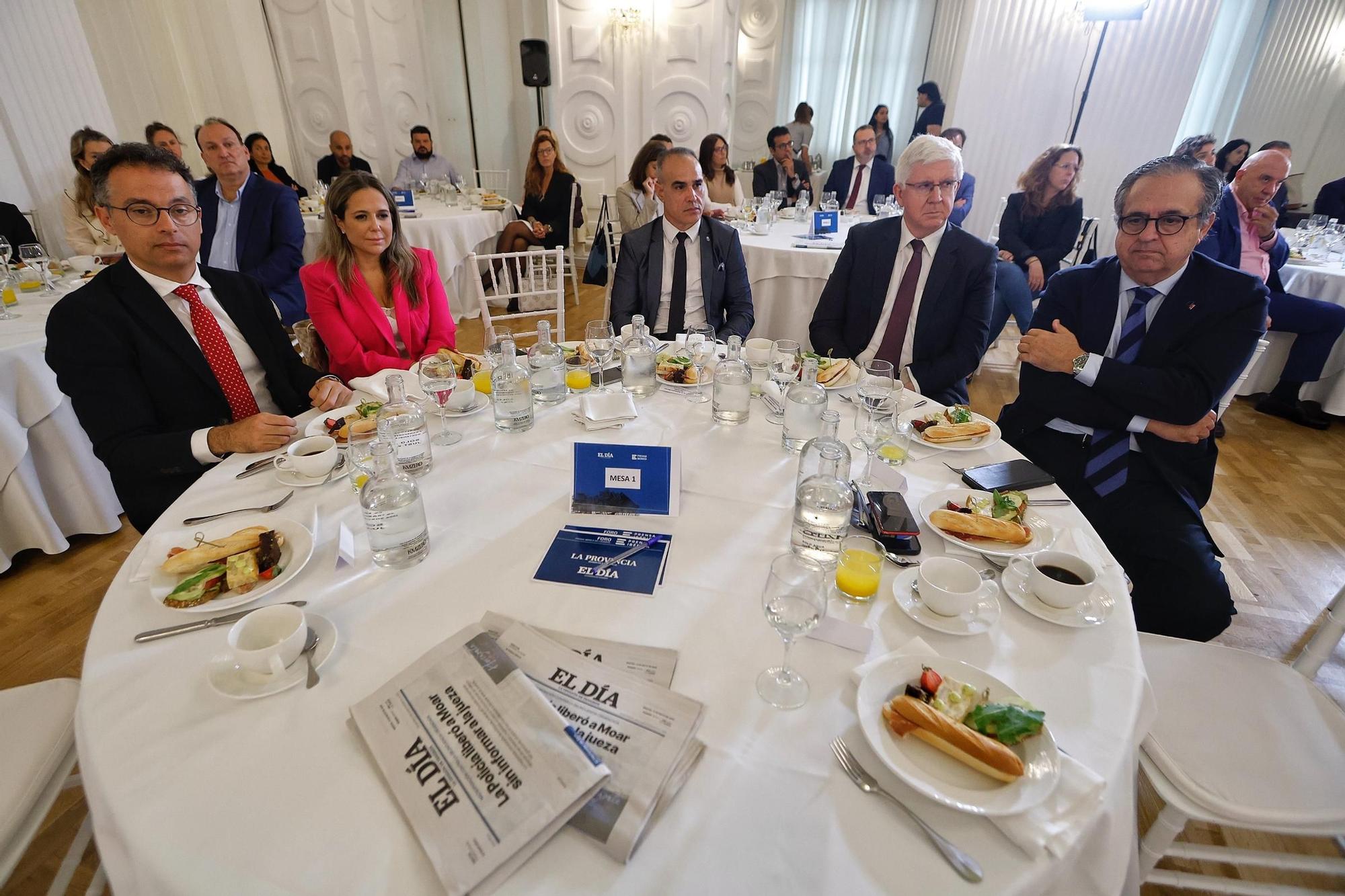 Foro sobre 'Conectividad turística' de EL DÍA y la CEOE