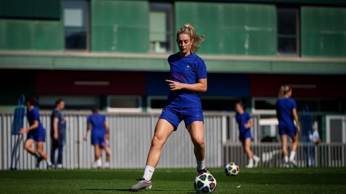 Alexia Putellas, durante un entrenamiento con el Barça.