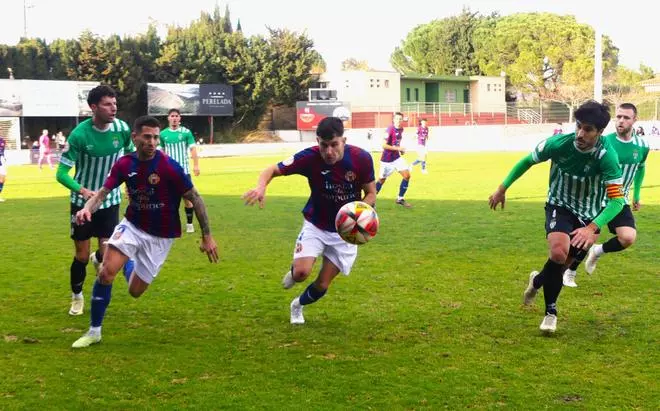 VÍDEO | Els sons del Peralada-L'Escala, el derbi de l'Alt Empordà de Tercera RFEF