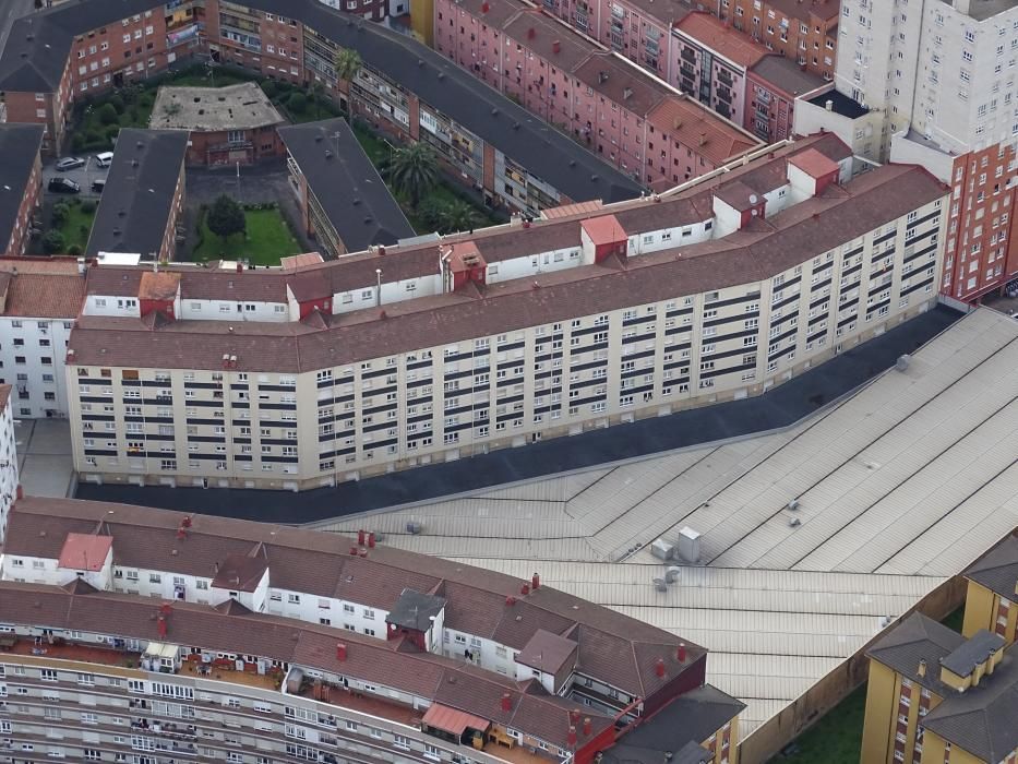 Gijón desde el aire y en cuarentena