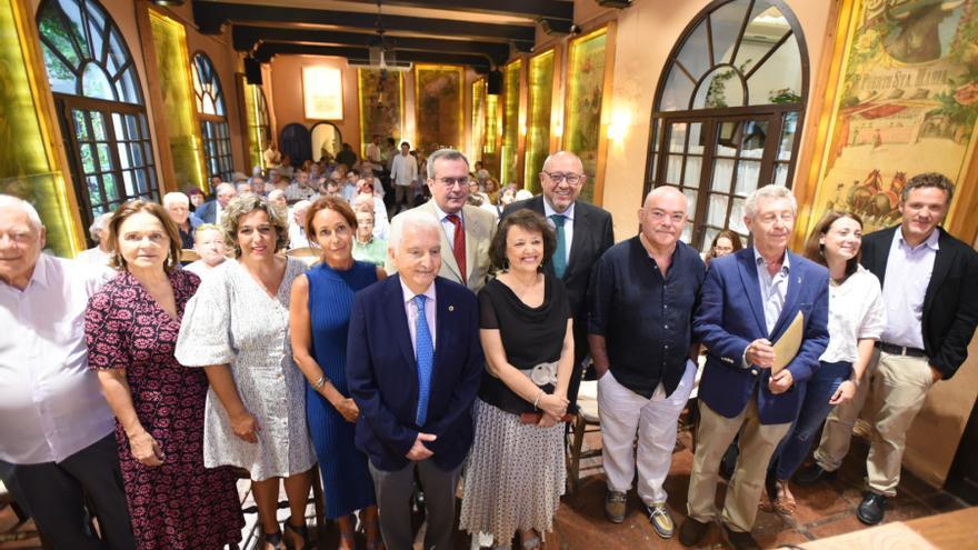 Una imagen del acto de presentación de los libros.