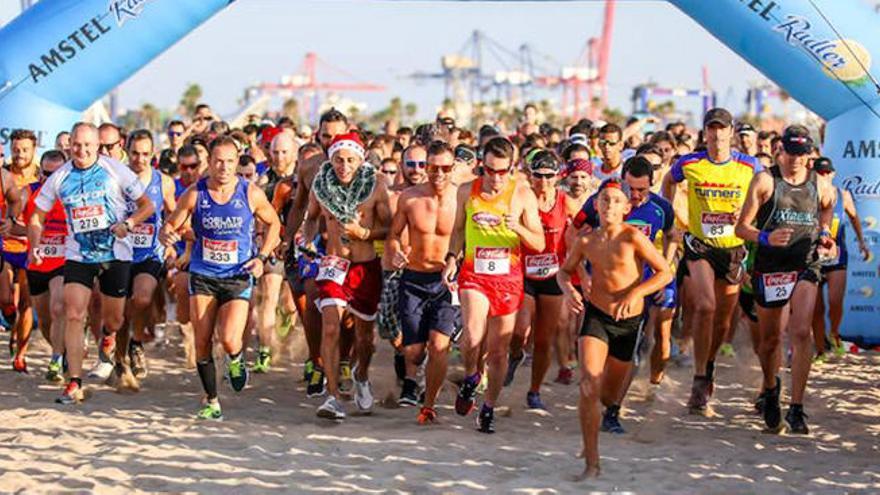 Salida de la Volta a la Platja de València.