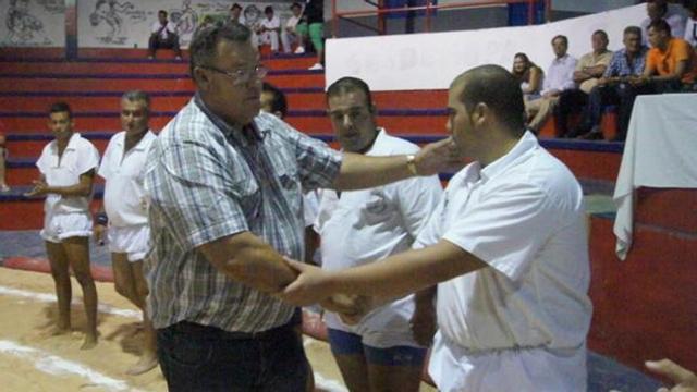 El Jandía agasaja al 'Faro'