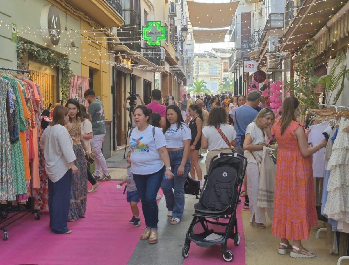 Edición del pasado año de la iniciativa comercial Noche y Compras. | MORENO