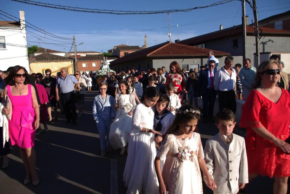 Fuentesaúco arropa a su patrona la Virgen de la An