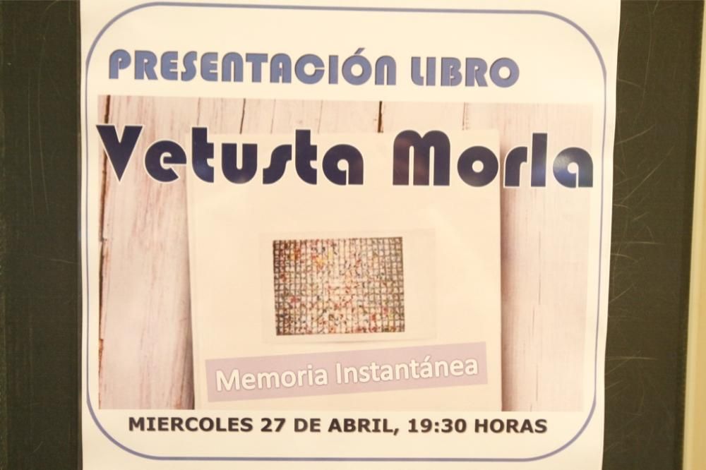 Firma de libros de Vetusta Morla en Murcia