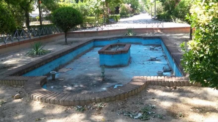 El estado del parque Tierno Galván de Don Benito enfrenta a PP y PSOE