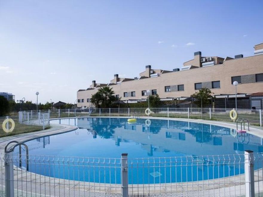 Casas con piscinas en venta en Badajoz