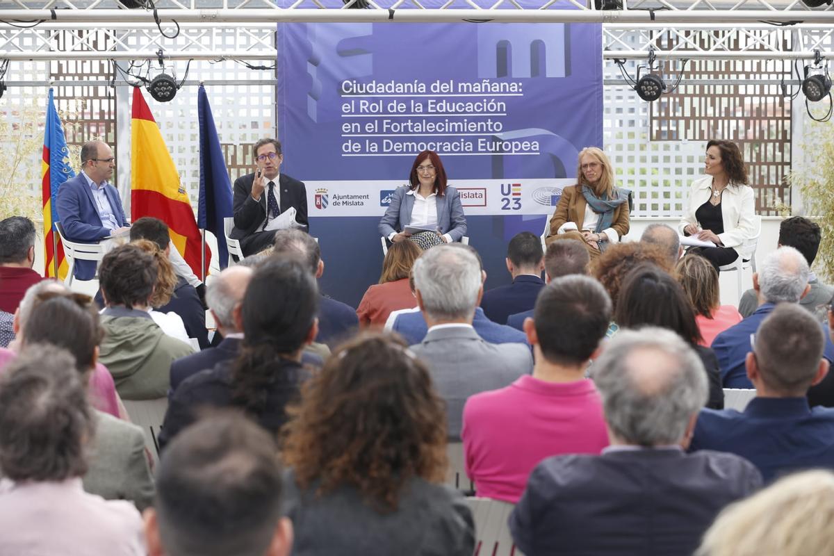 Un momento de la mesa redonda