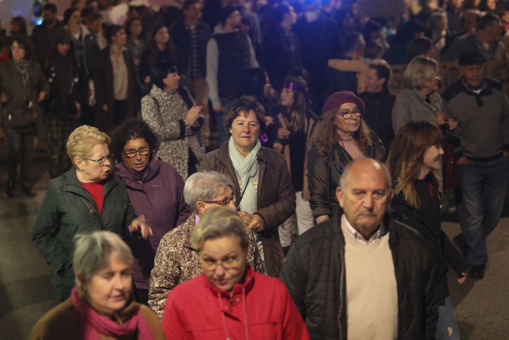 Sagunt grita contra la violencia machista el 25N