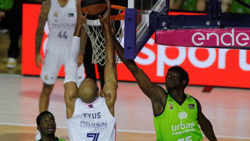 Bagayoko, de 14 años, se convierte en el jugador más joven en debutar en la ACB