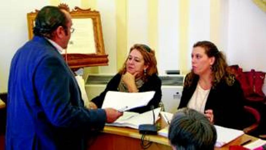 Acedo acentúa la rebaja del IBI para paliar la subida estatal