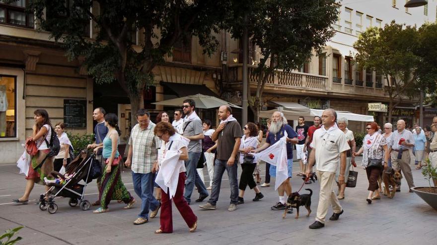 ManifestaciÃ³n de apoyo a la peatonalizaciÃ³n de Blanquerna aÃ±os atrÃ¡s