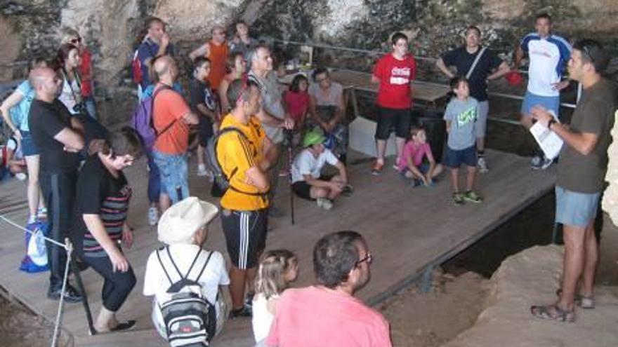 Tavernes promociona sus parajes naturales e históricos con excursiones guiadas