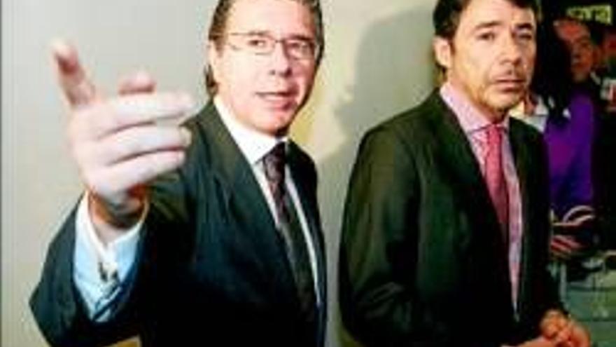 Rajoy exige a Aguirre que aclare
la trama de espionaje en Madrid