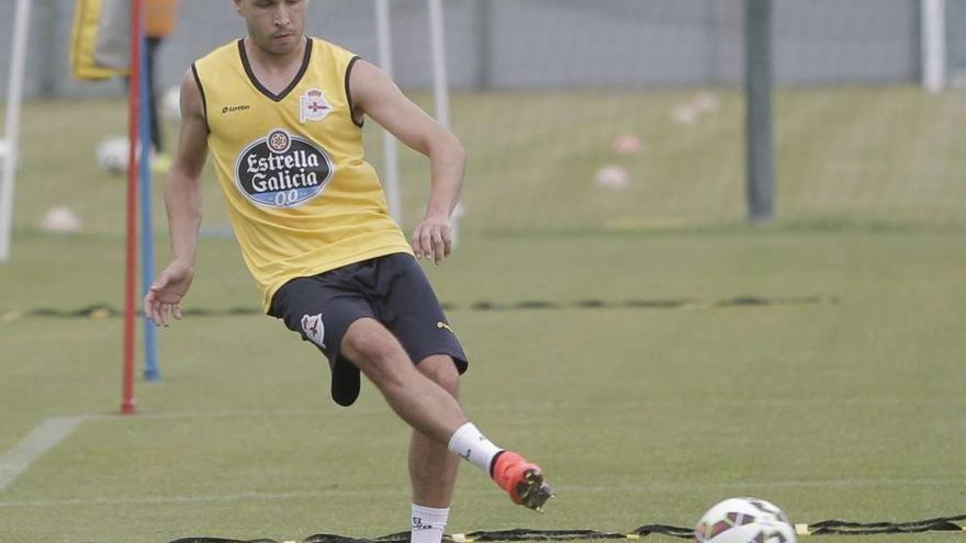 Laure se ejercita en la ciudad deportiva de Abegondo durante esta pretemporada. 13fotos