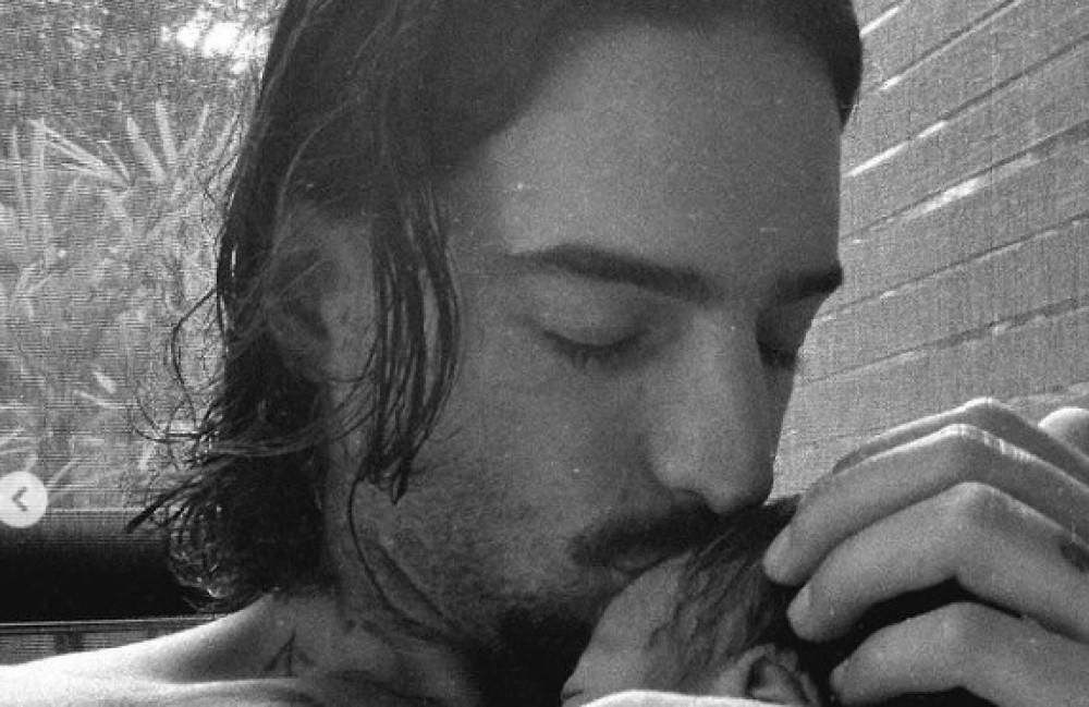 Maluma con su hija Paris