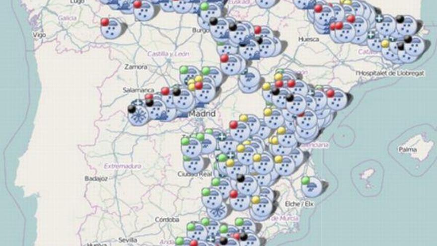 Más de 300 carreteras afectadas por la nieve