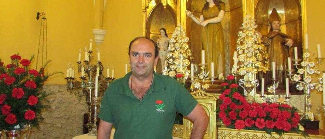 Víctor Conde Somohano, en la capilla de la Magdalena, ayer.