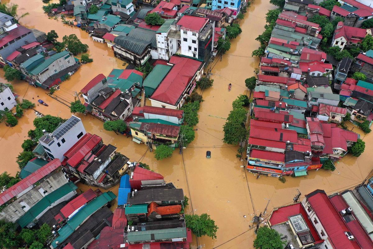 El tifón Yagi deja casi 100 muertos en Vietnam