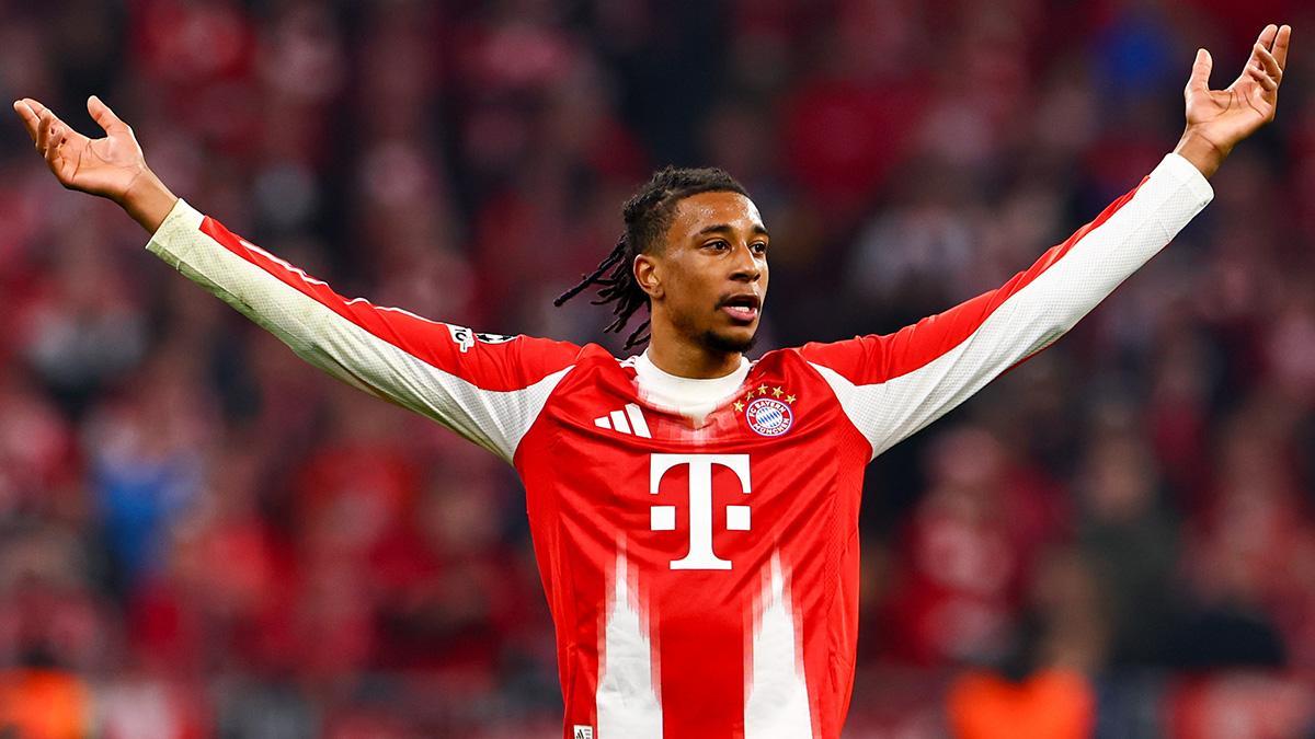 Michael Olise del Bayern Munich celebra la victoria ante el Real Madrid