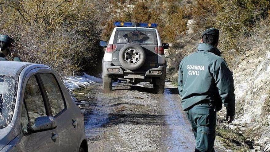 La Guardia Civil de Huesca realiza un rescate nocturno en el Valle de Hecho