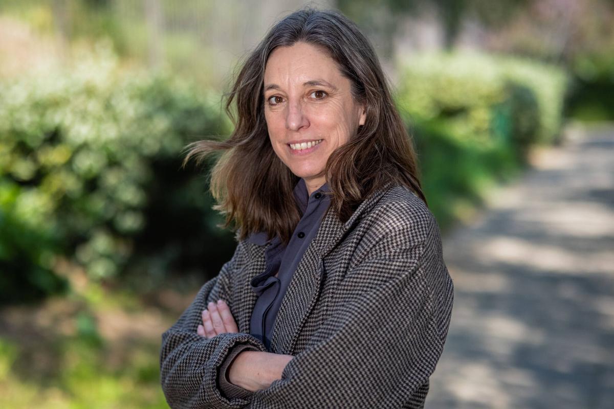 La escritora Llucia Ramis publica un nuevo libro, 'Un metro cuadrado', sobre la vivienda.