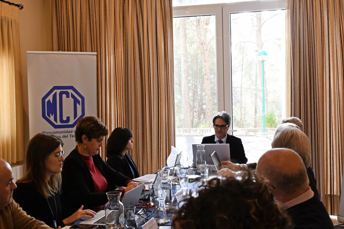 Reunión del comité ejecutivo de la Mancomunidad de Canales del Taibilla que ha tenido lugar por primera vez en en su historia de cien años en la provincia de Albacete