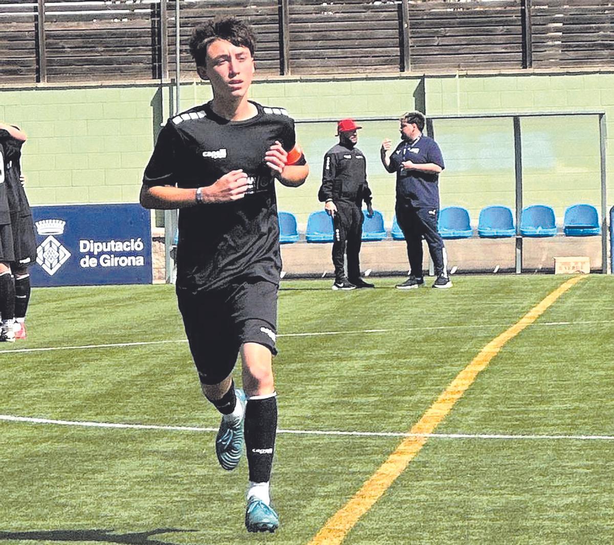 Kairo Serrats-Kanazawa ahir abans de debutar al MIC, a Roses, contra el Soccer+Guadeloupe.