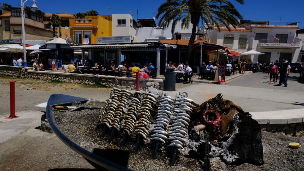 Mucho ambiente en las playas este domingo