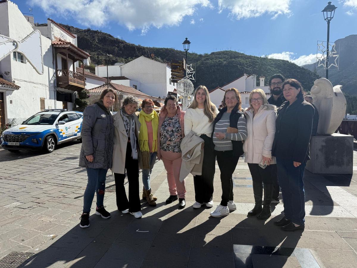 Vecinos de Tejeda participan en la grabación.