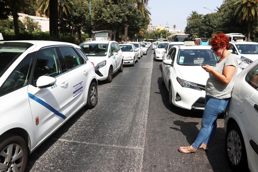 Manifestación de taxistas contra Cabify