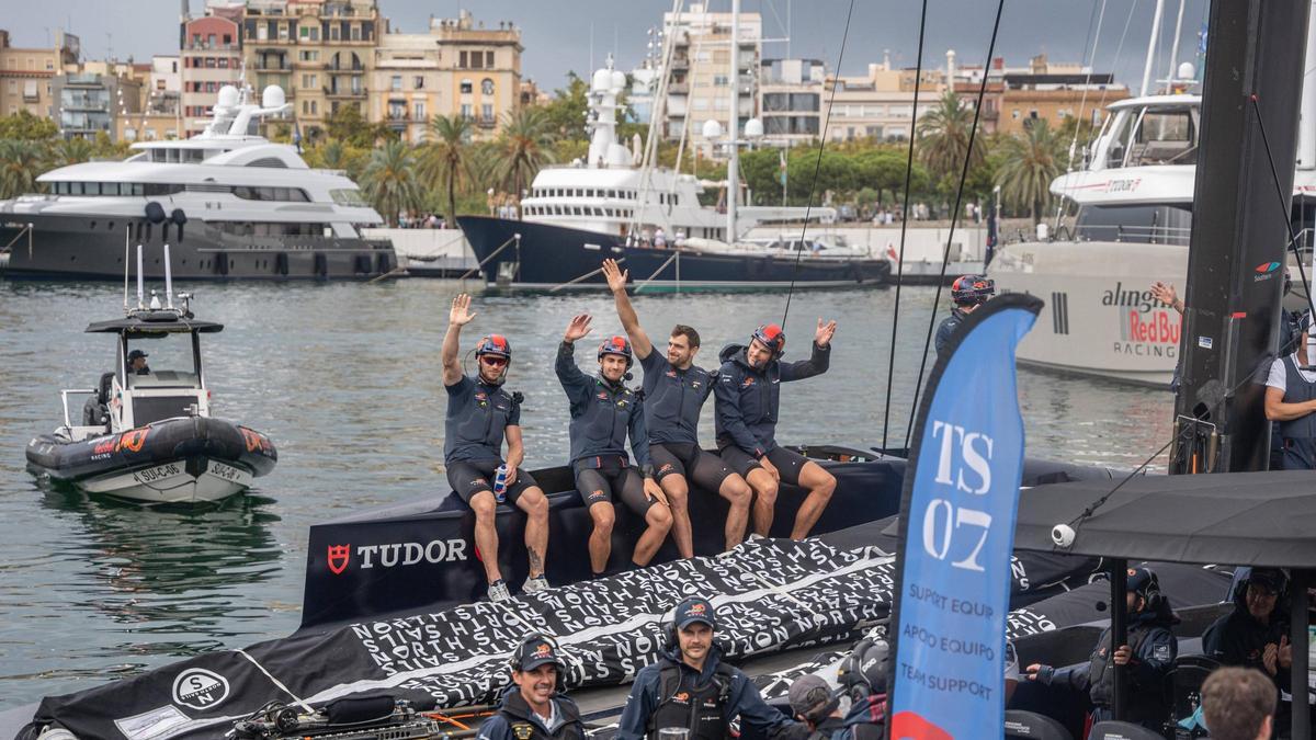 Dock out del equipo suizo Alenghi Red Bull en la Copa América de Vela 2024