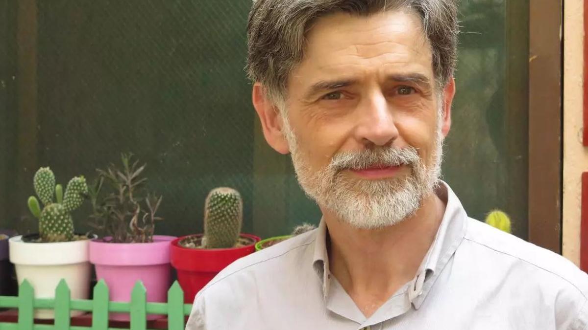 Carlos González, pediatra y autor de varios libros sobre crianza y salud infantil.