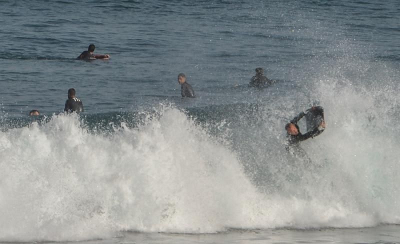 Surf en la zona de La Cícer