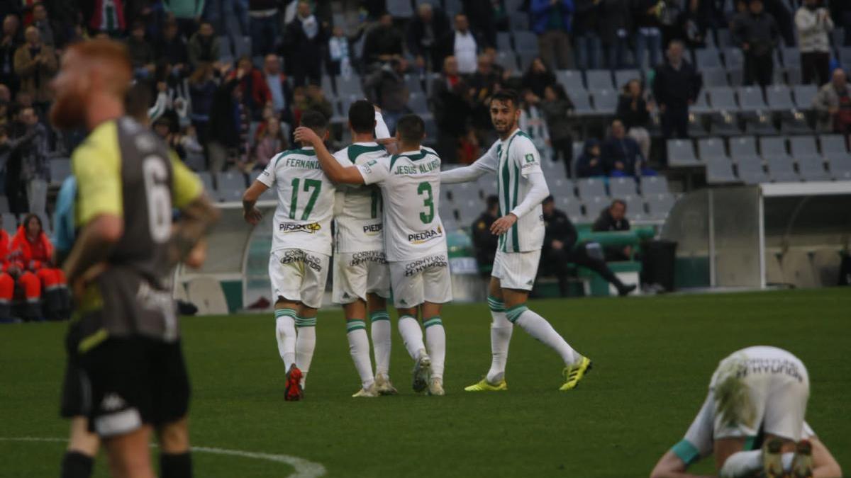 El Córdoba CF suma una victoria vital ante el Sanluqueño (3-1)