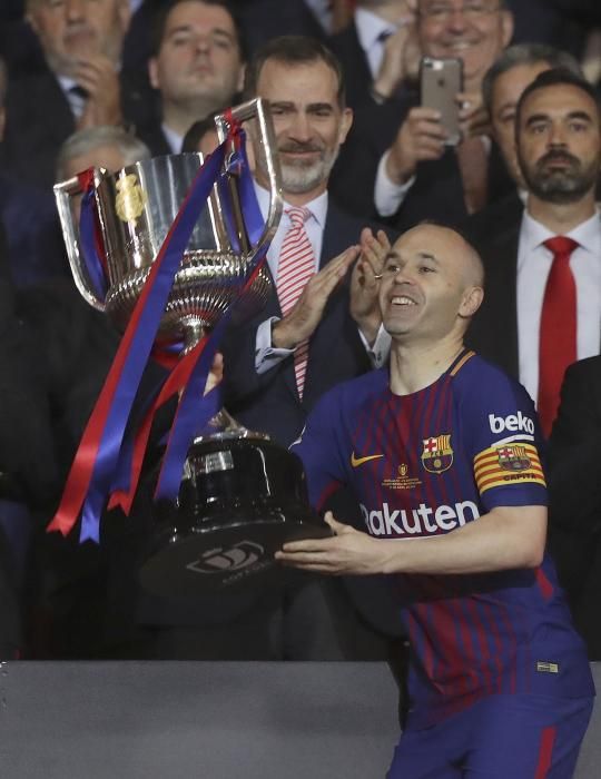 Copa del Rey: Los hijos de los jugadores del Barça, protagonistas de la celebración