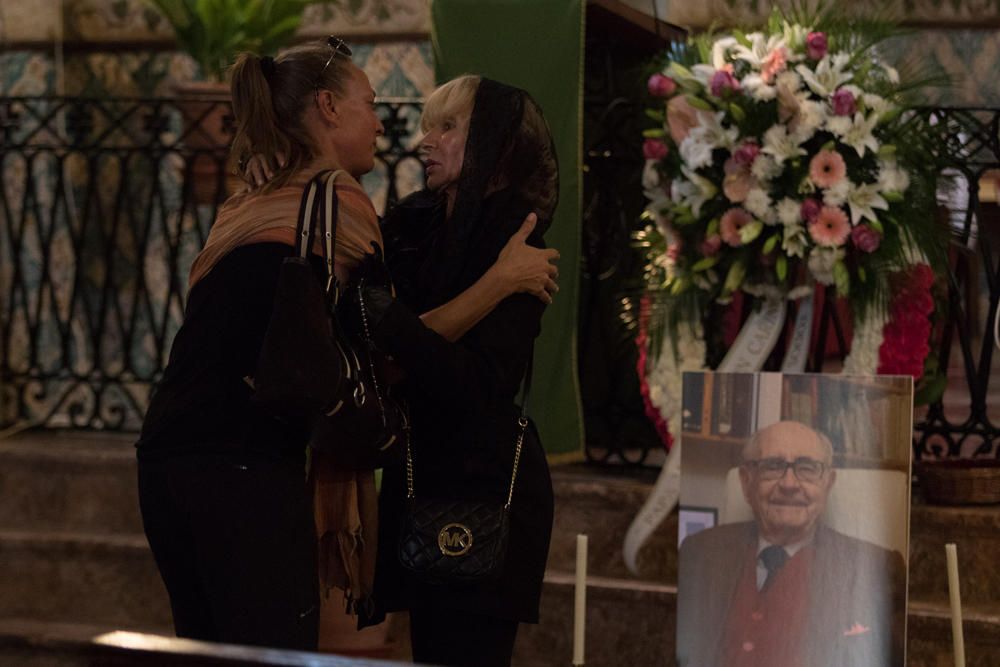 Funeral de Mariano Llobet en la Iglesia de Santo Domingo.