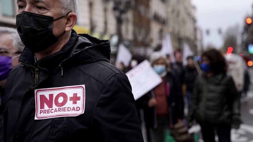 Unas 5.000 personas piden al Gobierno que frene la subida de precios.