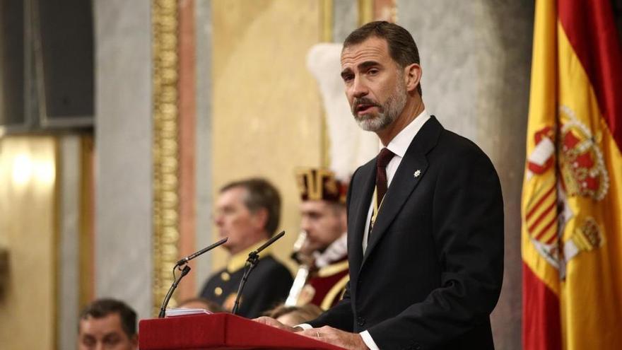 El rey preside la entrega del premio europeo Carlos V a Antonio Tajani