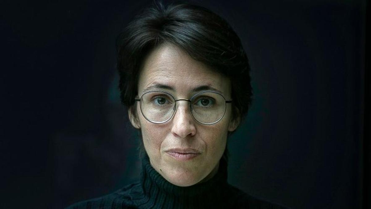 Eva Baltasar, finalista del Booker Prize: &quot;Escribo en un cuarto sin apenas luz natural&quot;.