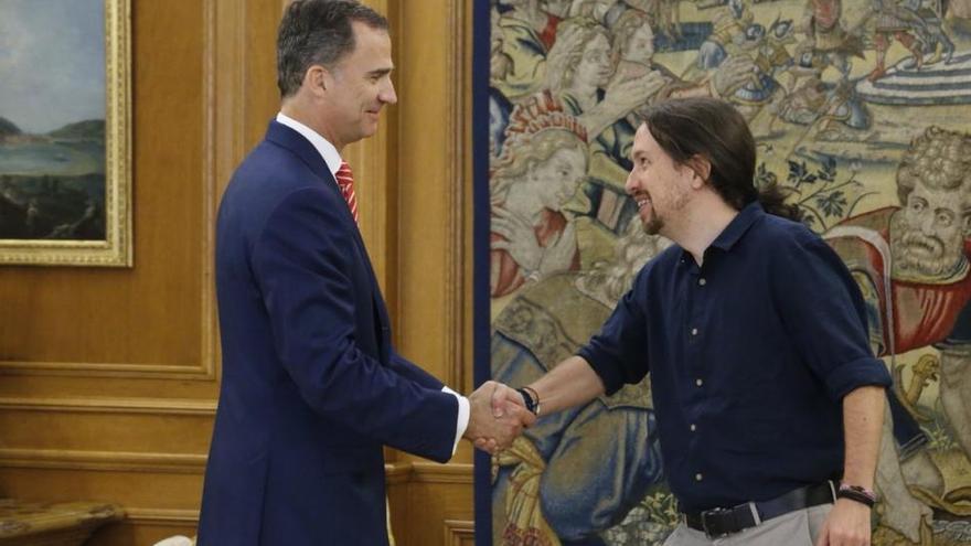 Iglesias insiste en presionar al PSOE