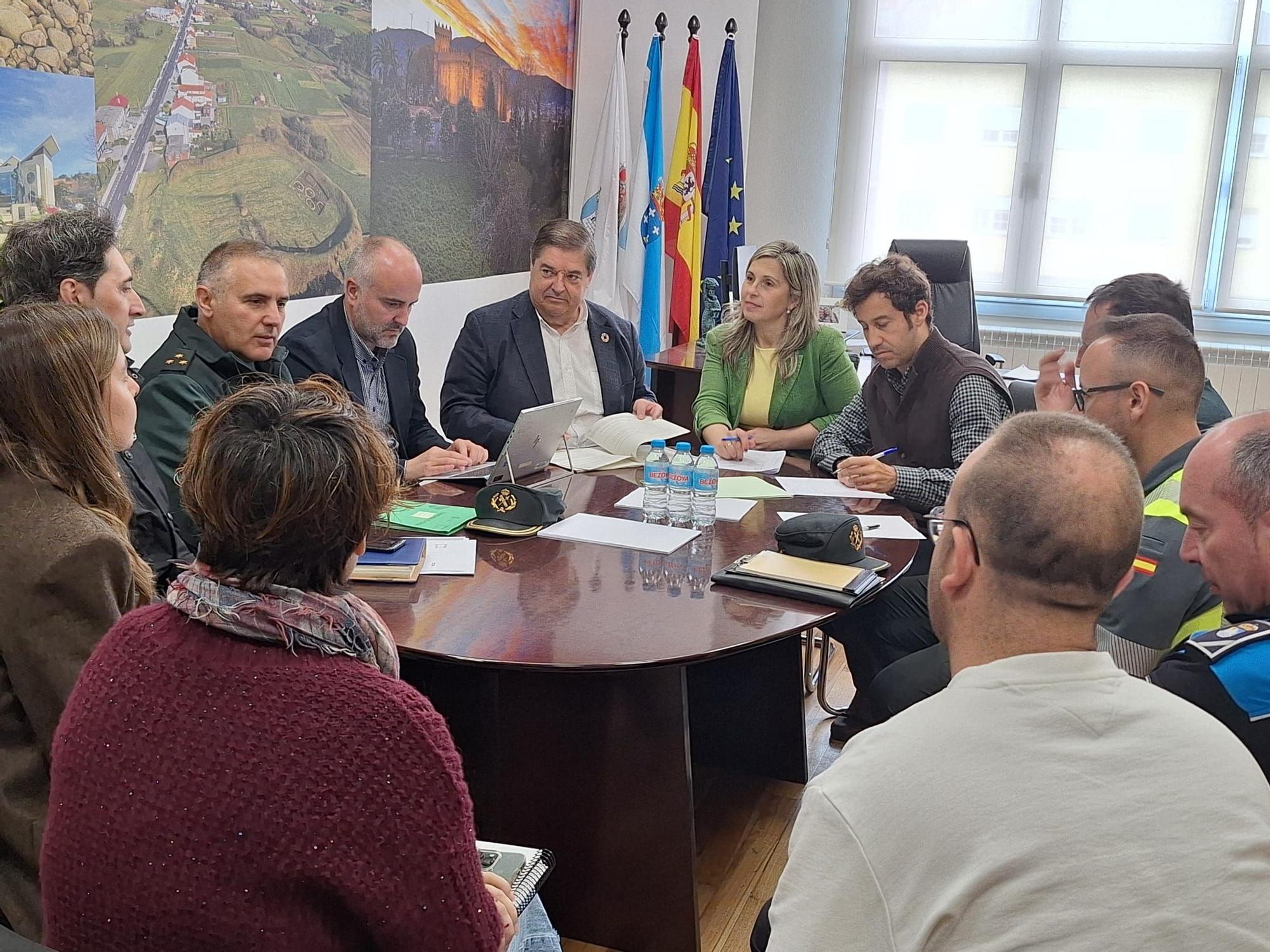 A alcaldesa e o subdelegado do Goberno presidiron a Xunta Local de Seguridade.