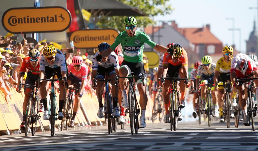 Tour de Francia: La quinta etapa, en imágenes.