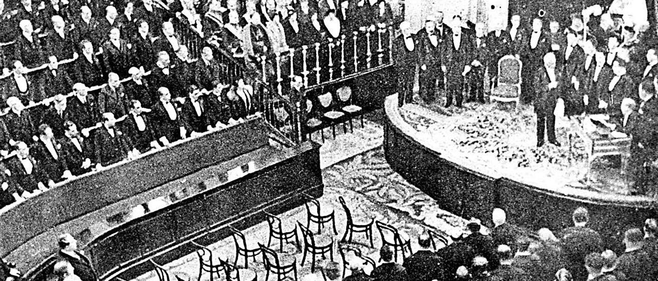 El Congreso de los Diputados en 1931, con el advenimiento de la II República. | | LP/DLP