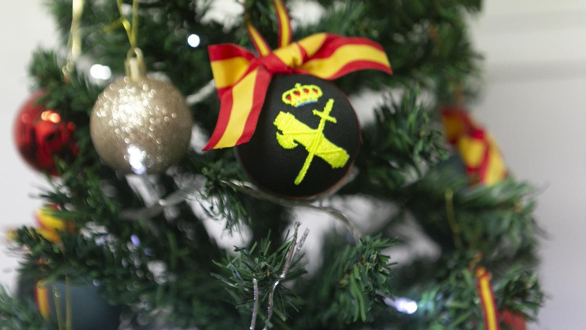 Árbol de Navidad de la Guardia Civil.